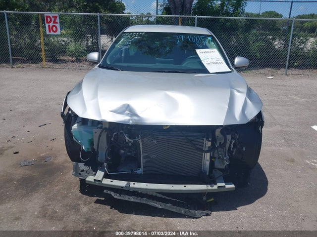 3N1AB8CV9MY261758 Nissan Sentra Sv Xtronic Cvt