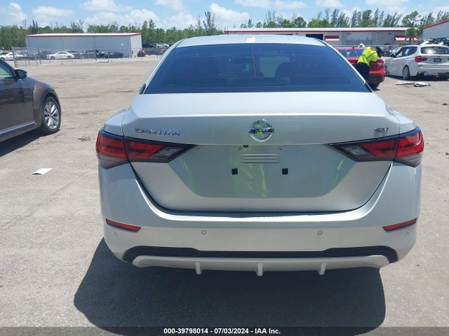 3N1AB8CV9MY261758 Nissan Sentra Sv Xtronic Cvt