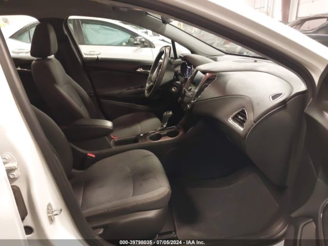 3G1BC6SM2KS603006 Chevrolet CRUZE LS