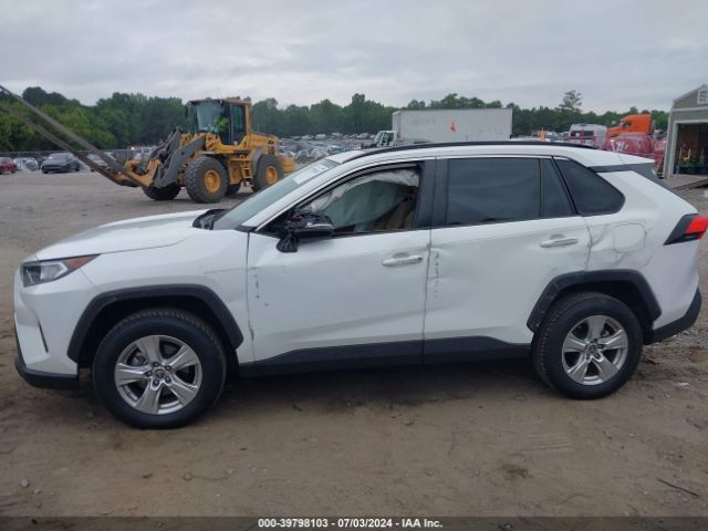 JTMW1RFV3KJ016592 Toyota Rav4 Xle