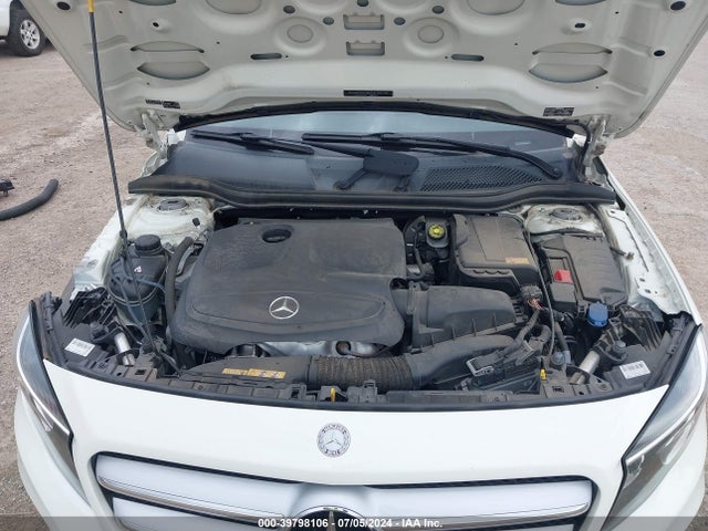 WDCTG4GB3FJ091432 Mercedes-Benz Gla 250 4matic
