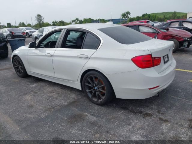 WBA3B1C57FK137578 BMW 320i