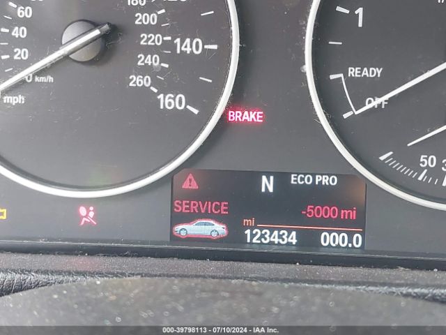 WBA3B1C57FK137578 BMW 320i