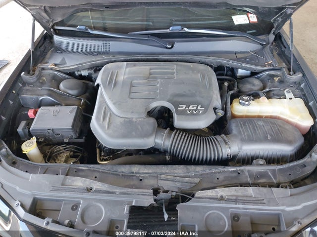 2C3CCAGG7JH331043 Chrysler 300 300s Awd