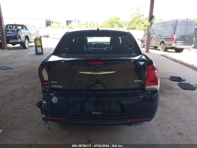 2C3CCAGG7JH331043 Chrysler 300 300s Awd