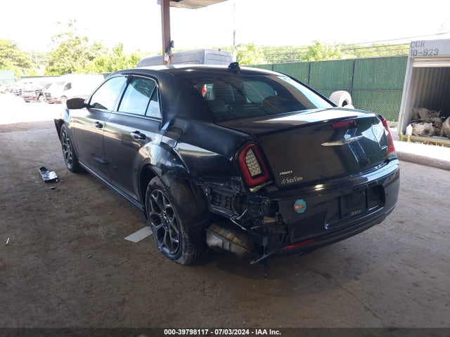 2C3CCAGG7JH331043 Chrysler 300 300s Awd