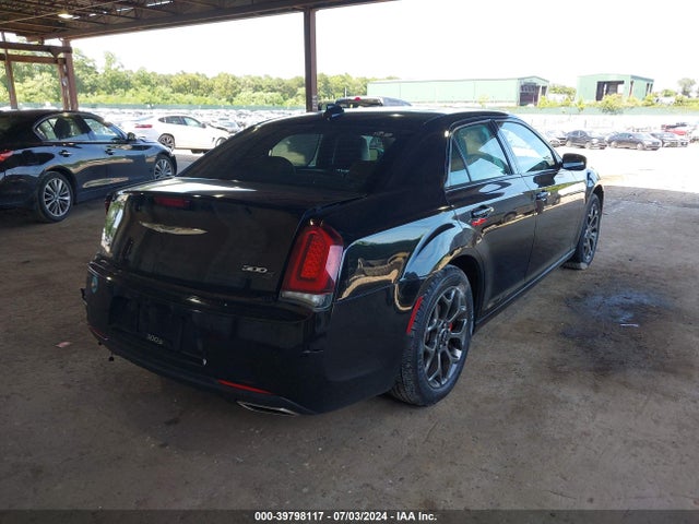 2C3CCAGG7JH331043 Chrysler 300 300s Awd