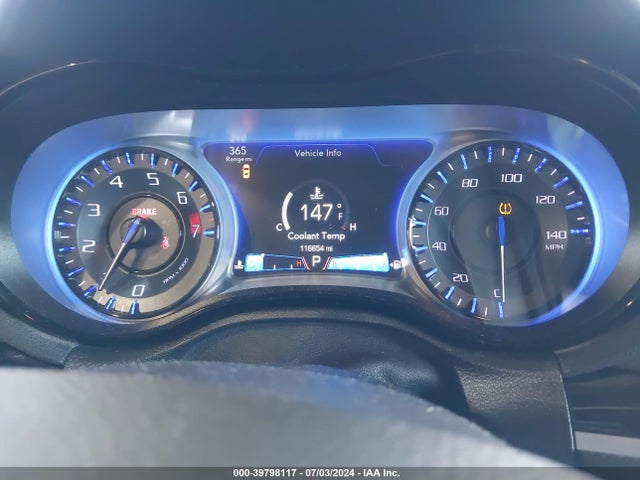 2C3CCAGG7JH331043 Chrysler 300 300s Awd