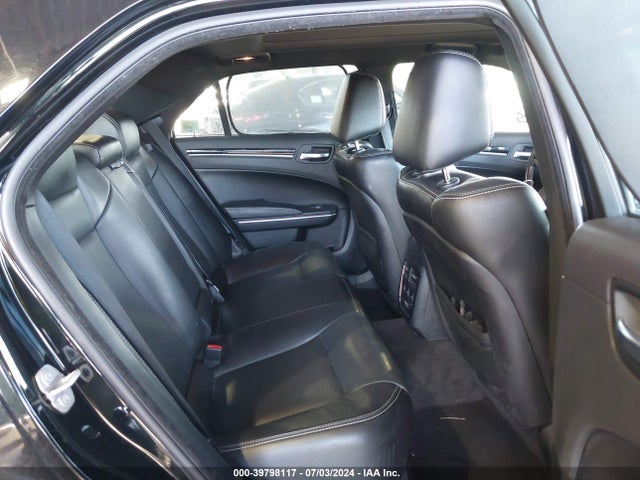 2C3CCAGG7JH331043 Chrysler 300 300s Awd