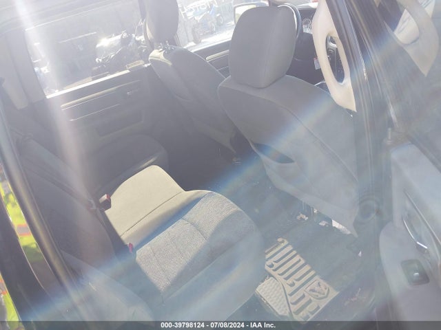 3C6RR7LT1GG357034 RAM 1500 Big Horn