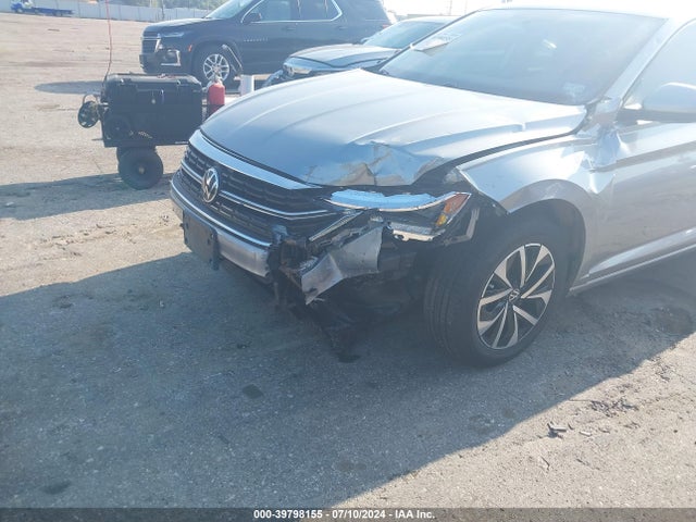 3VWCM7BU2NM005860 Volkswagen Jetta 1.5t S
