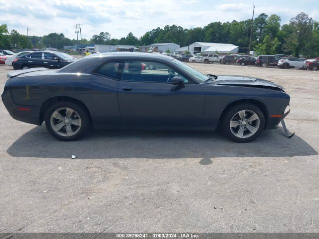 2C3CDZAG4KH629572 Dodge Challenger Sxt