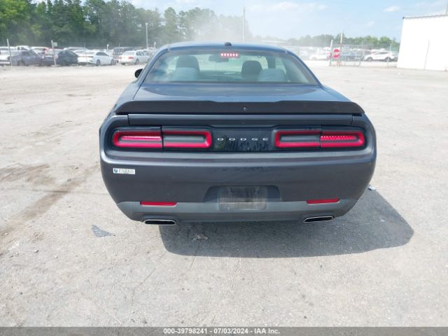 2C3CDZAG4KH629572 Dodge Challenger Sxt