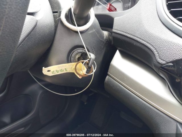 5J6RM3H37GL003010 Honda CR-V LX