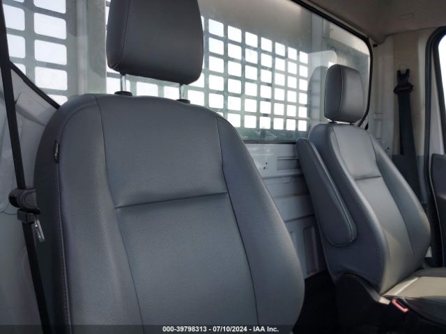 1FDYR5ZM5KKA40749 Ford Transit-250 Cab