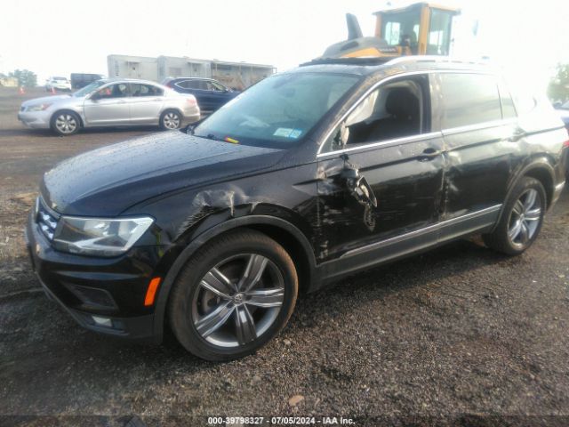 3VV2B7AX0LM022235 Volkswagen Tiguan 2.0t Se/2.0t Se R-line Black/2.0t Sel