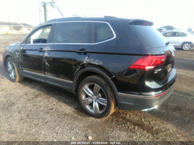 3VV2B7AX0LM022235 Volkswagen Tiguan 2.0t Se/2.0t Se R-line Black/2.0t Sel