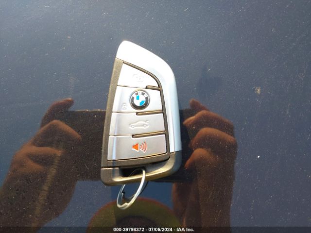 WBA13AG09NCL06334 BMW 530e