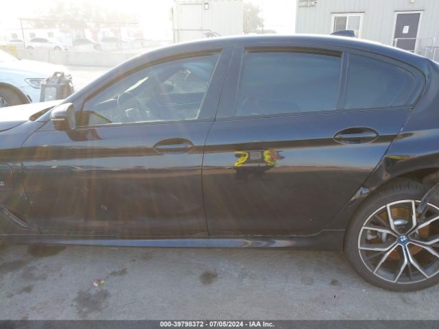 WBA13AG09NCL06334 BMW 530e