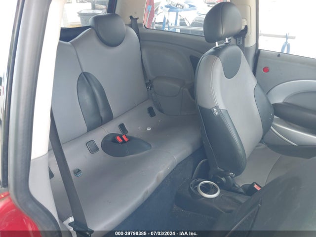 2006 MINI COOPER WMWRC33596TJ78873 Photo 7