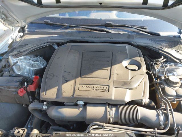 SAJAD4FXXJCP38233 Jaguar Xe 25t Premium