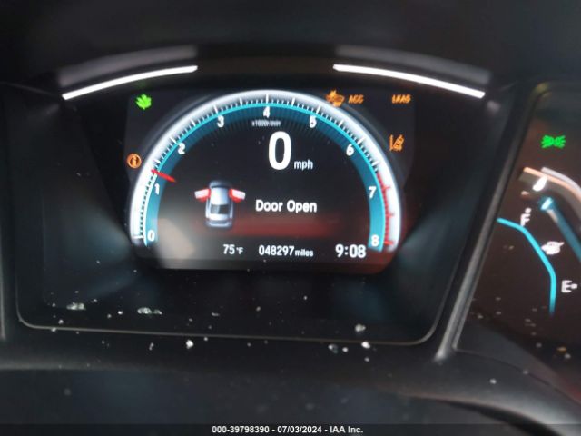 2HGFC2F61KH557444 Honda Civic Lx