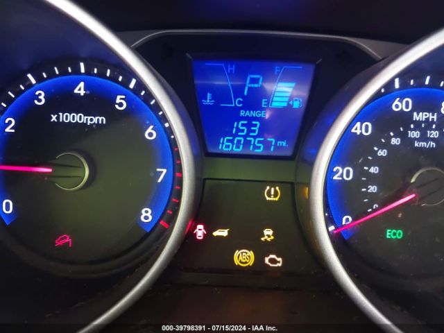 KM8JT3AF4FU099628 Hyundai TUCSON GLS