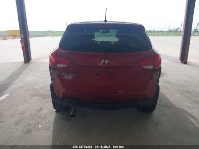 KM8JT3AF4FU099628 Hyundai TUCSON GLS