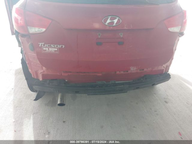 KM8JT3AF4FU099628 Hyundai TUCSON GLS