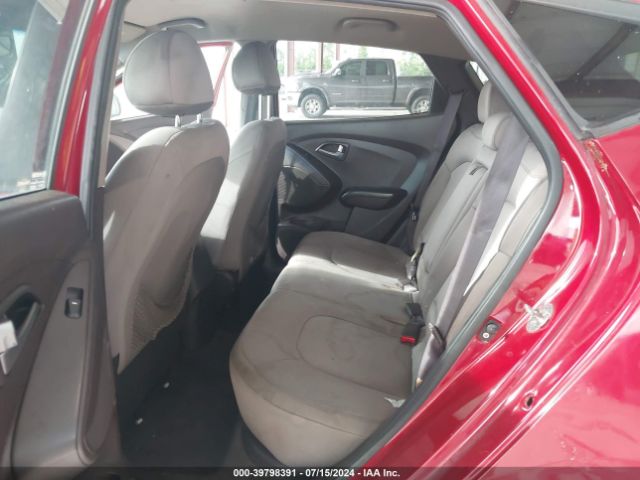 KM8JT3AF4FU099628 Hyundai TUCSON GLS