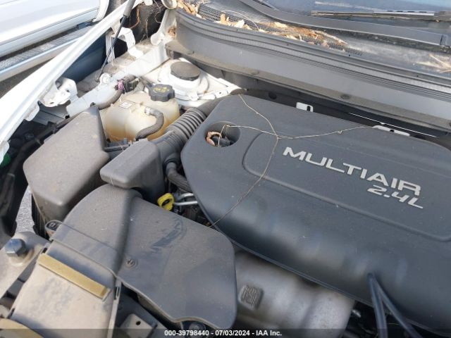 1C4PJLCB5GW355957 Jeep Cherokee Latitude