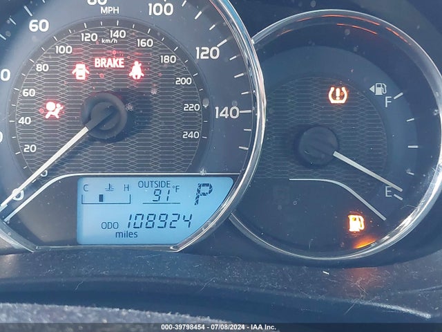 Toyota COROLLA LE 2014 5YFBURHEXEP062469 Image 16