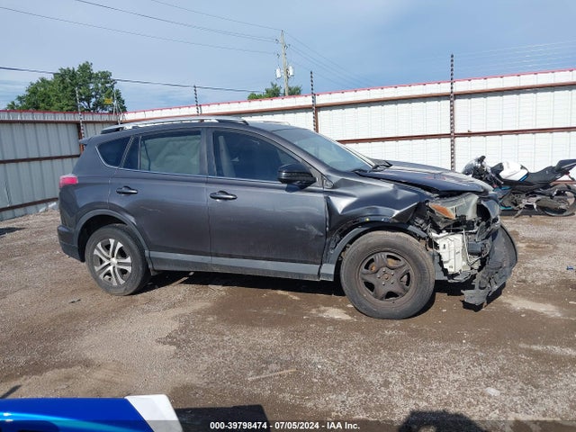 Toyota RAV4 LE 2016 2T3BFREV8GW453899 Image 13