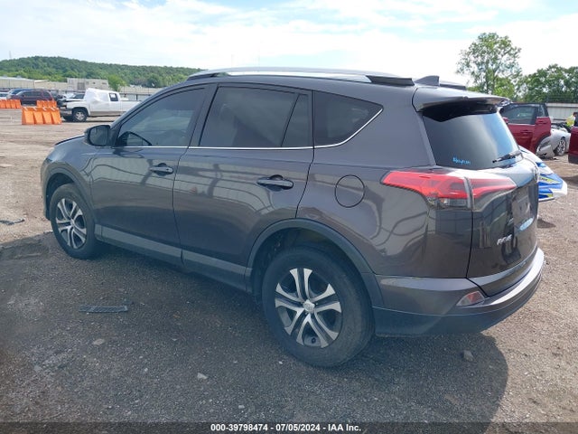 Toyota RAV4 LE 2016 2T3BFREV8GW453899 Image 3