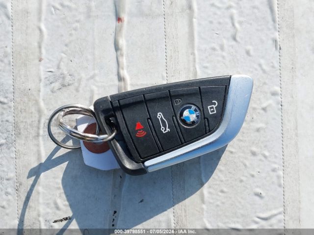 2019 BMW X3 5UXTR9C57KLP90914 Photo 10