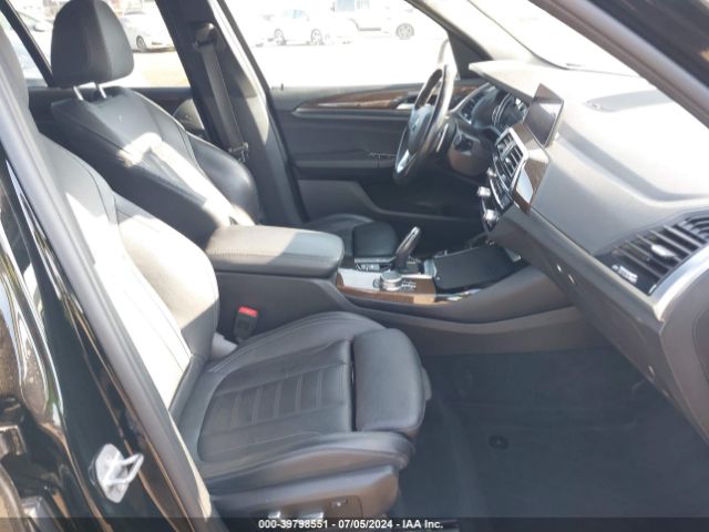 2019 BMW X3 5UXTR9C57KLP90914 Photo 4