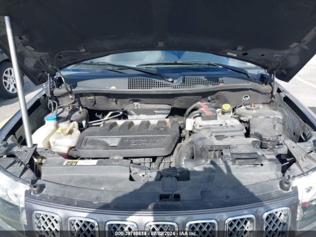 1C4NJCEB4HD160479 Jeep Compass Latitude Fwd