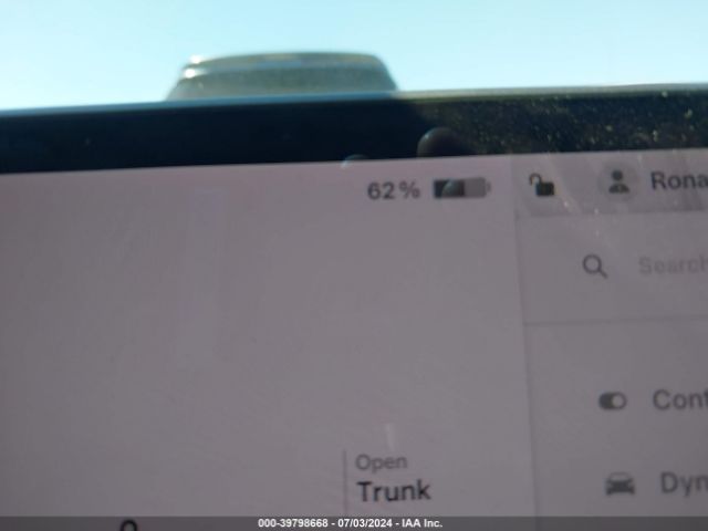 5YJ3E1EB1KF389637 Tesla Model 3 Long Range/performance