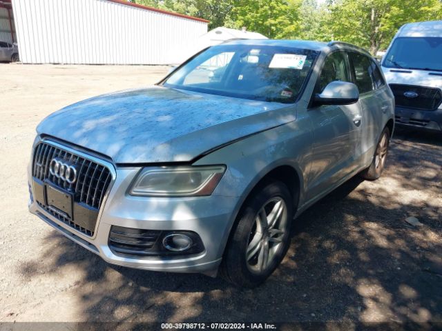 WA1LFAFP3EA032555 Audi Q5 2.0t Premium