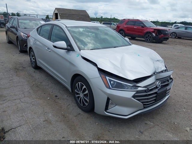 Hyundai ELANTRA SE 2019 5NPD74LF8KH484851 Image 1