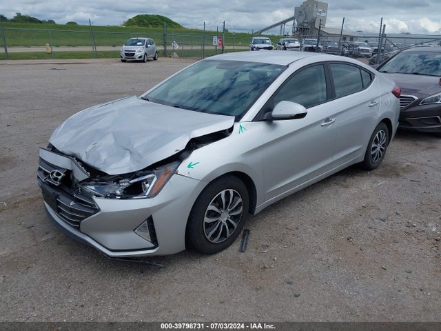 Hyundai ELANTRA SE 2019 5NPD74LF8KH484851 Image 2