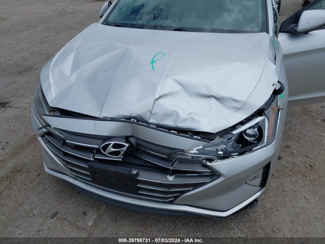 Hyundai ELANTRA SE 2019 5NPD74LF8KH484851 Image 6