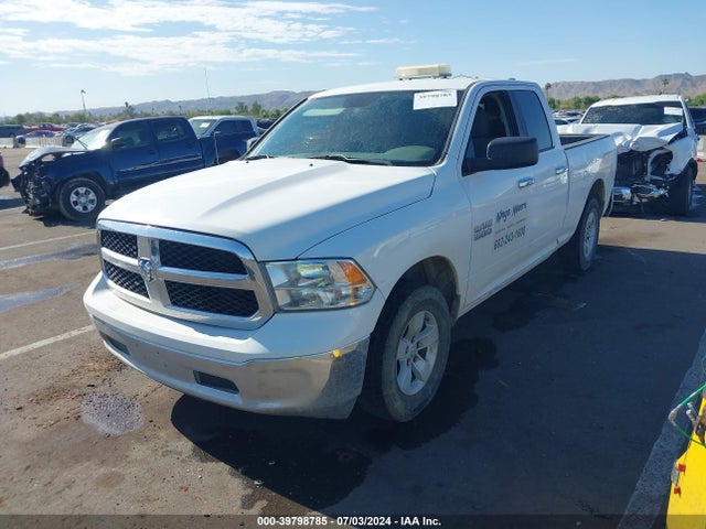 1C6RR7GG8HS677295 RAM 1500 Slt Quad Cab 4x4 6'4 Box