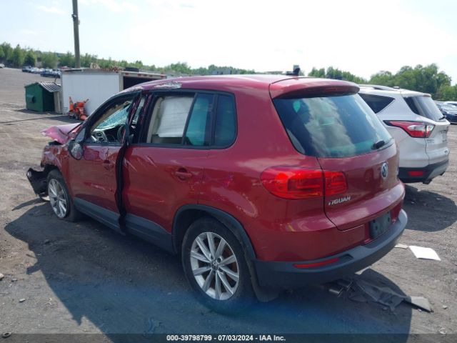 WVGAV3AX8EW004042 Volkswagen TIGUAN SE