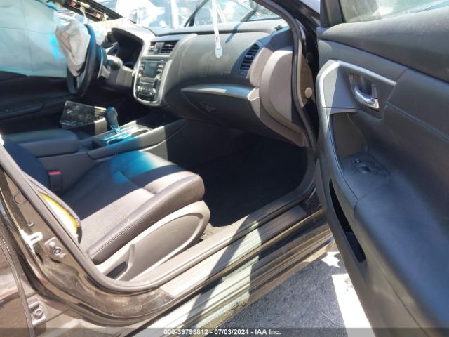 1N4AL3AP7HC241532 Nissan Altima 2.5 Sr
