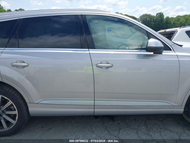 WA1LHAF7XJD044494 Audi Q7 2.0t Premium