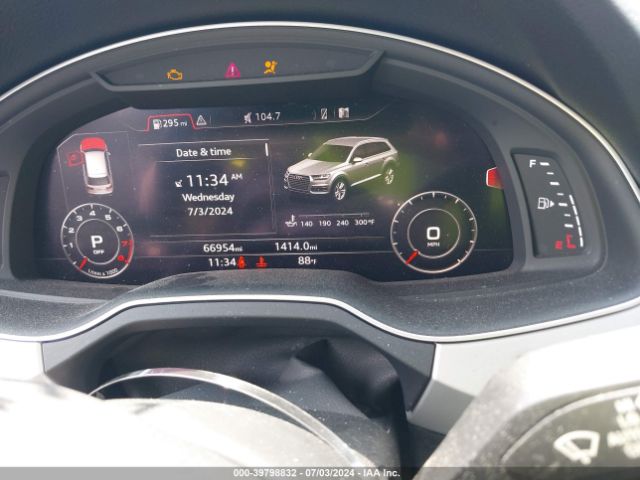 WA1LHAF7XJD044494 Audi Q7 2.0t Premium