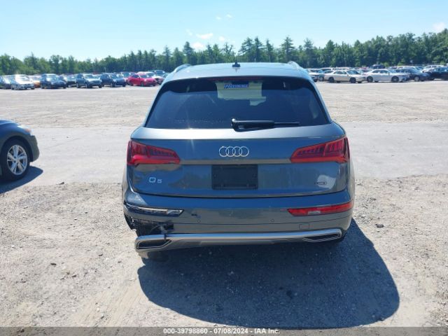 WA1BNAFY3K2044802 Audi Q5 45 Premium