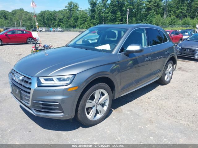WA1BNAFY3K2044802 Audi Q5 45 Premium