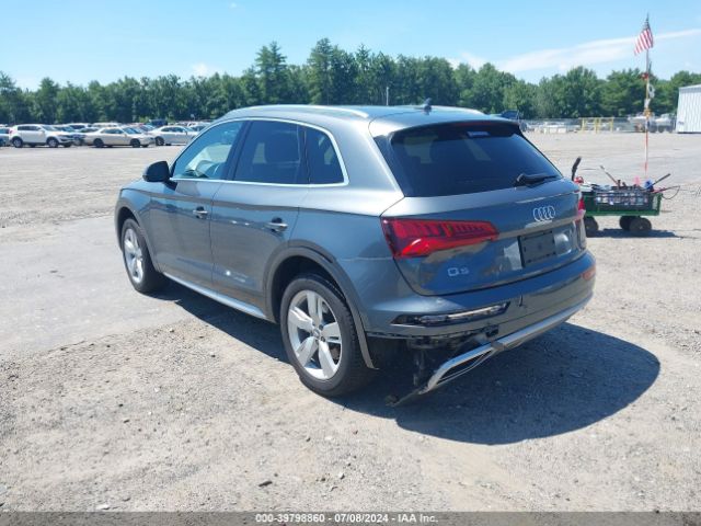 WA1BNAFY3K2044802 Audi Q5 45 Premium